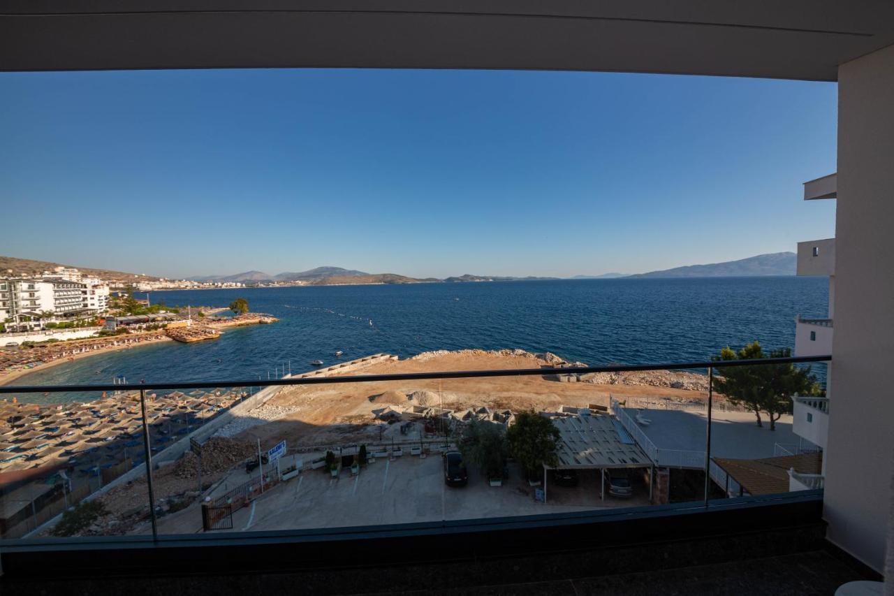 Hotel Portanova Sarandë Esterno foto